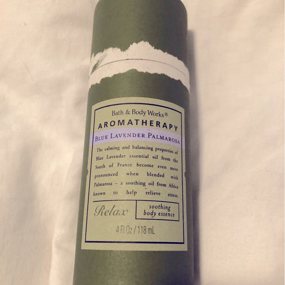 NWOT Bath & Body Works Aromatherapy body essence in Blue Lavender - Picture 2 of 5